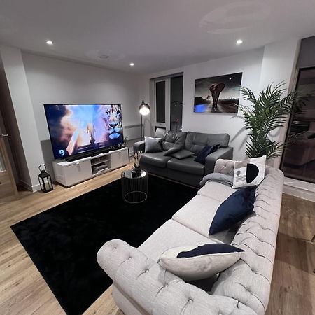 Drillzstays Apartments - Ethiad Free Parking Манчестер Экстерьер фото